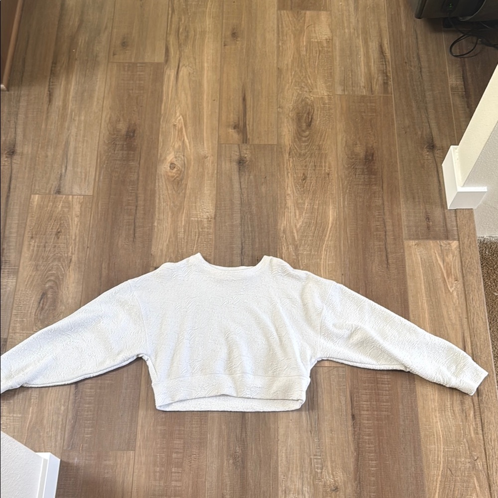 Women's White cropped crewneck textured